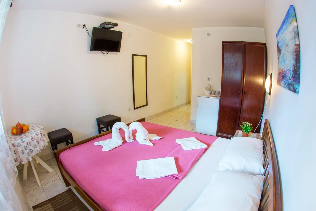 Guest House Mandarina Budva Kültér fotó